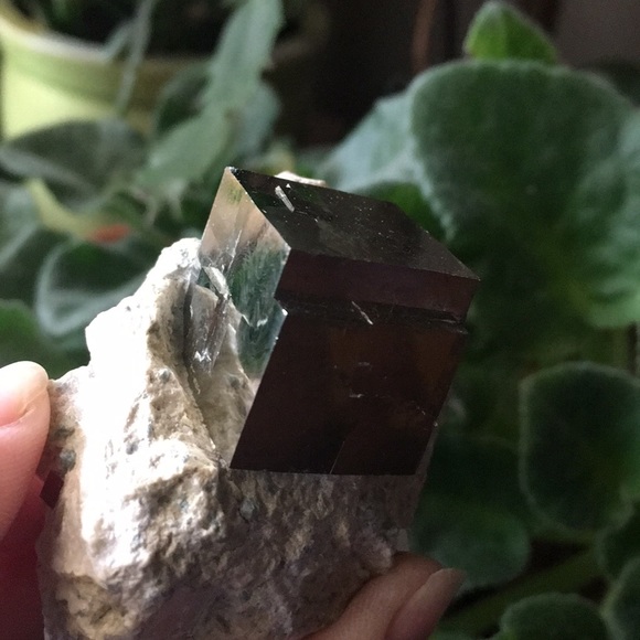 Pyrite cube on matrix - Picture 3 of 7